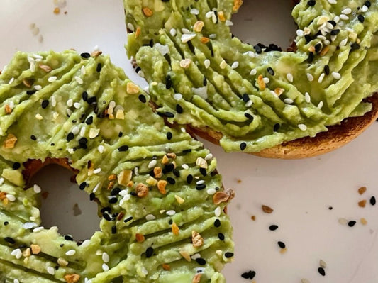 Spicy Avo Bagel